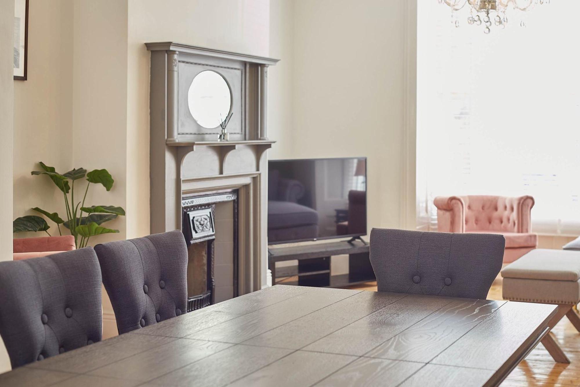 Hidden Treasure Villa Whitby Bagian luar foto